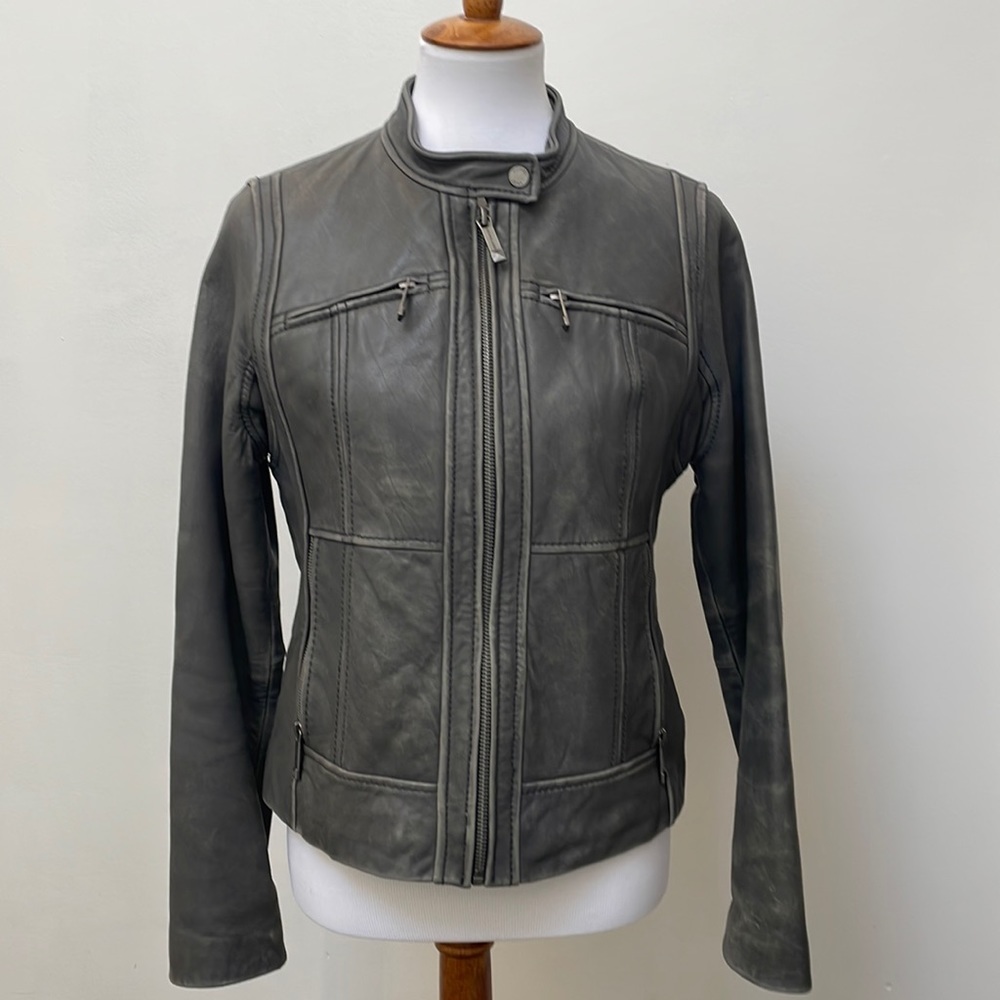 Size medium gorgeous Michael Kors gray leather jacket